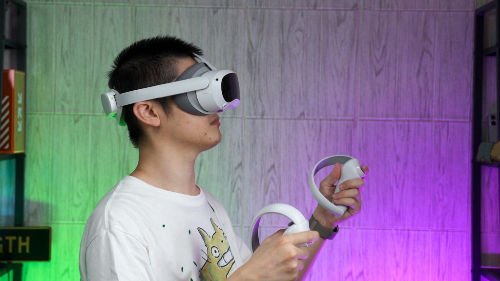 PICO 4 VR headset