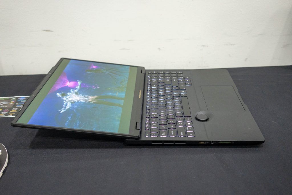 ASUS ProArt StudioBook 16 3D OLED 1