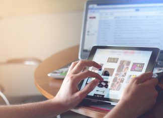 6 Advanced Tech Solutions All Modern Businesses Should Be Using
