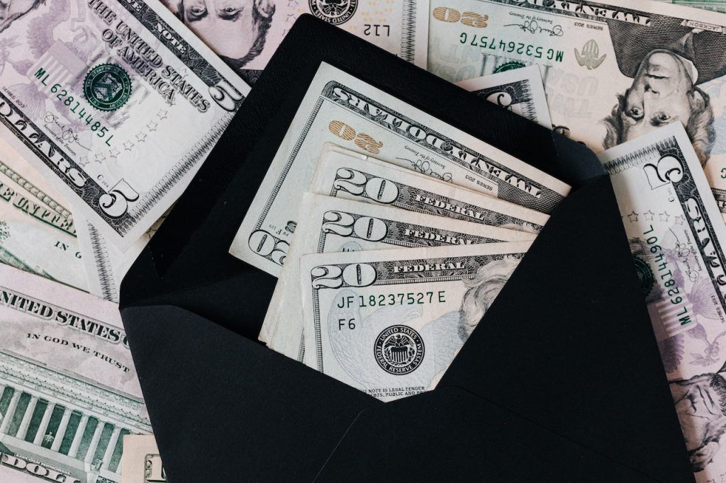 The Benefits Of Putting Your Tax Refund Into A Savings Account 3