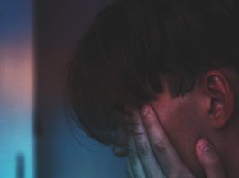 Understanding the Symptoms of Eye Strain from Tech Use