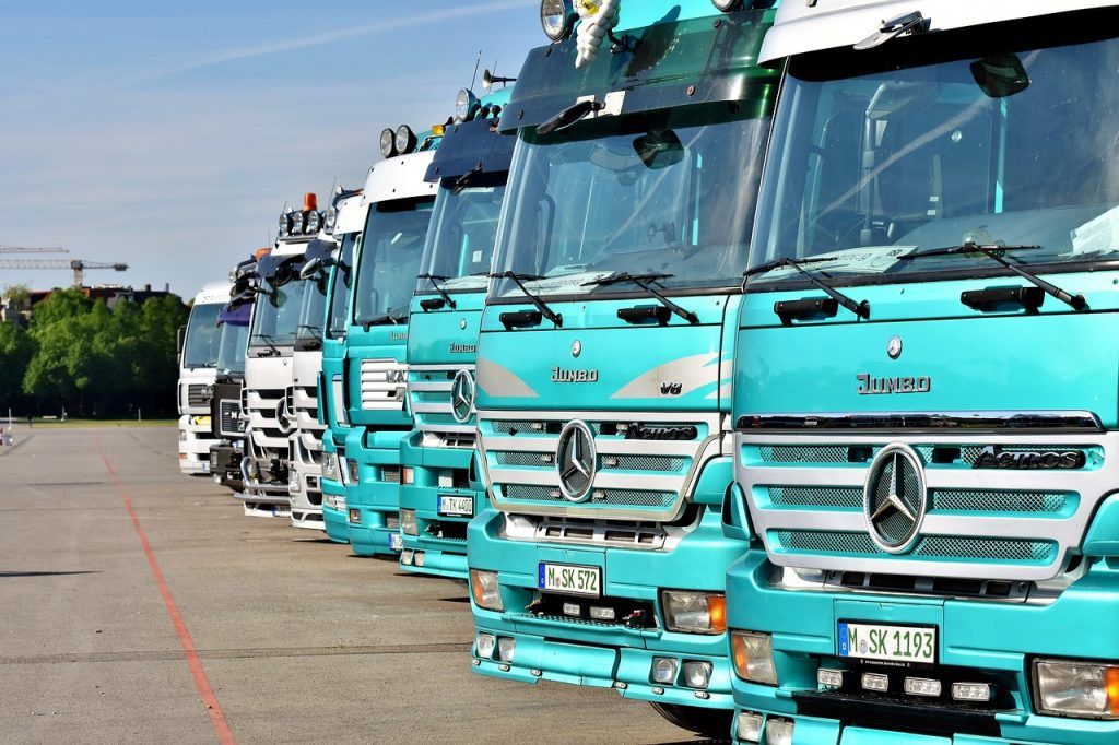 How Technology Can Help You Keep Your Trucking Fleet Safe 3