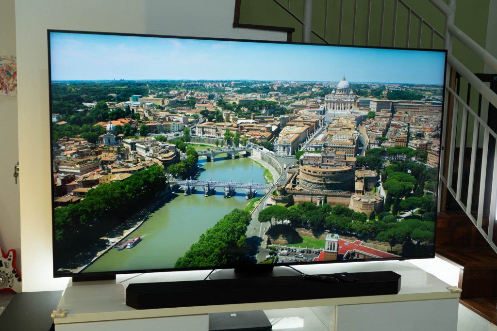 Immersive Home Theatre Experience with Samsung QN85C 4K QLED TV & Q800C Soundbar 34