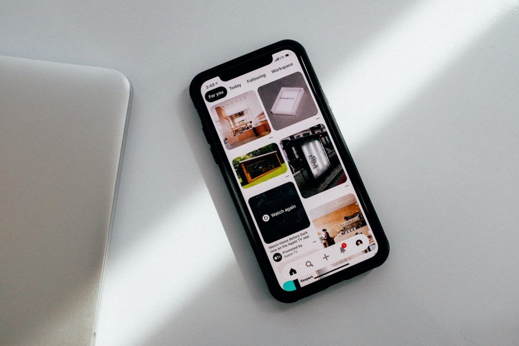 charlesdeluvio-GXNo-OJynTQ-unsplash