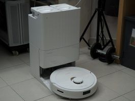 Review – Roborock Q Revo robot vacuum: Actually worth the premium price Roborock Q Revo robot vacuum review