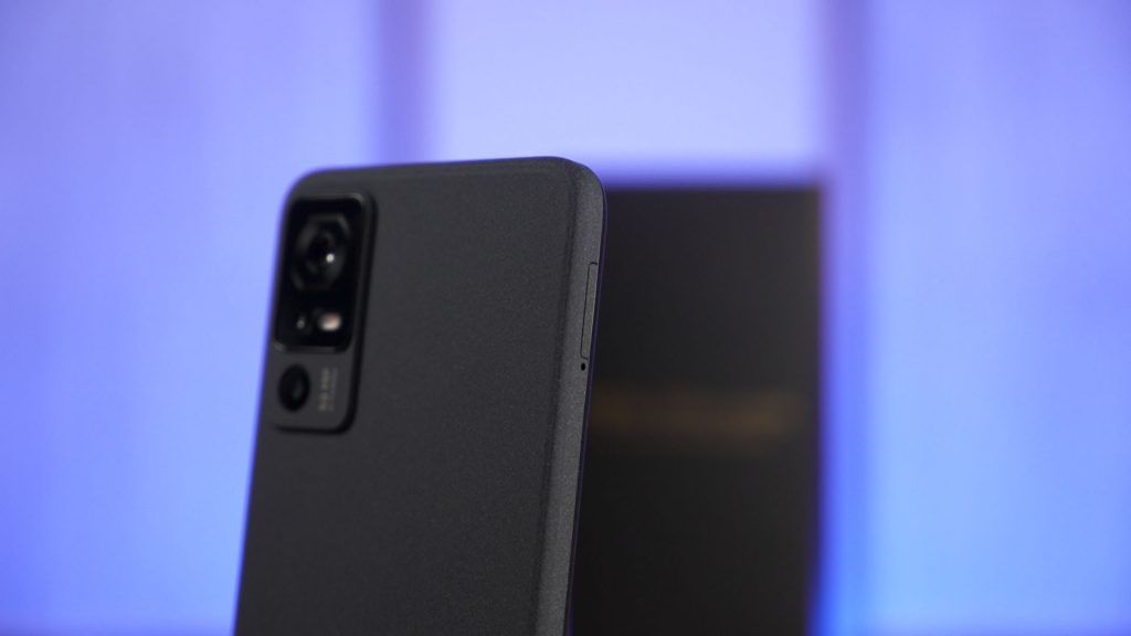 TCL 40 NXTPAPER 5G review