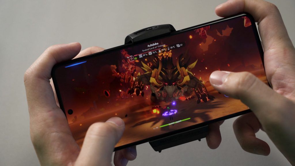 ROG Phone 8 AeroActive Cooler X review