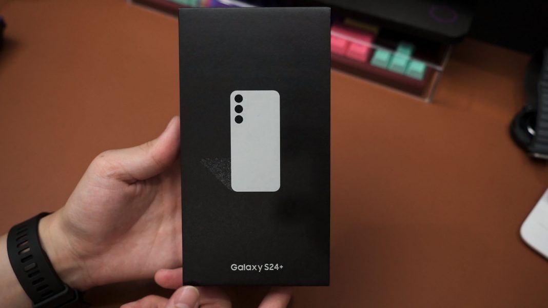 Samsung Galaxy S24 Plus first look