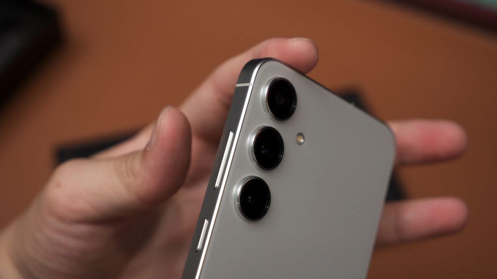 Samsung Galaxy S24 Plus first look