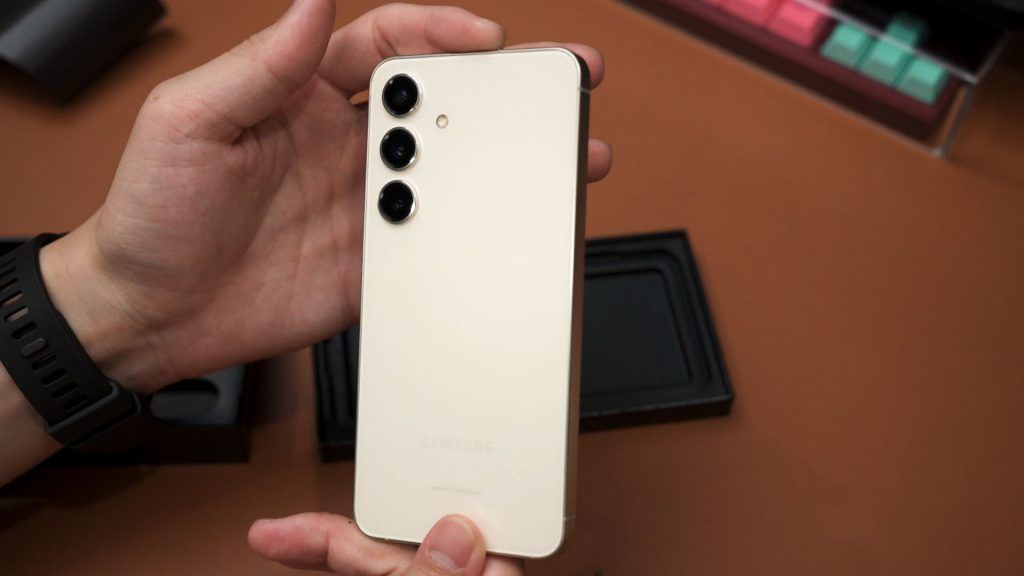 Samsung Galaxy S24 first look