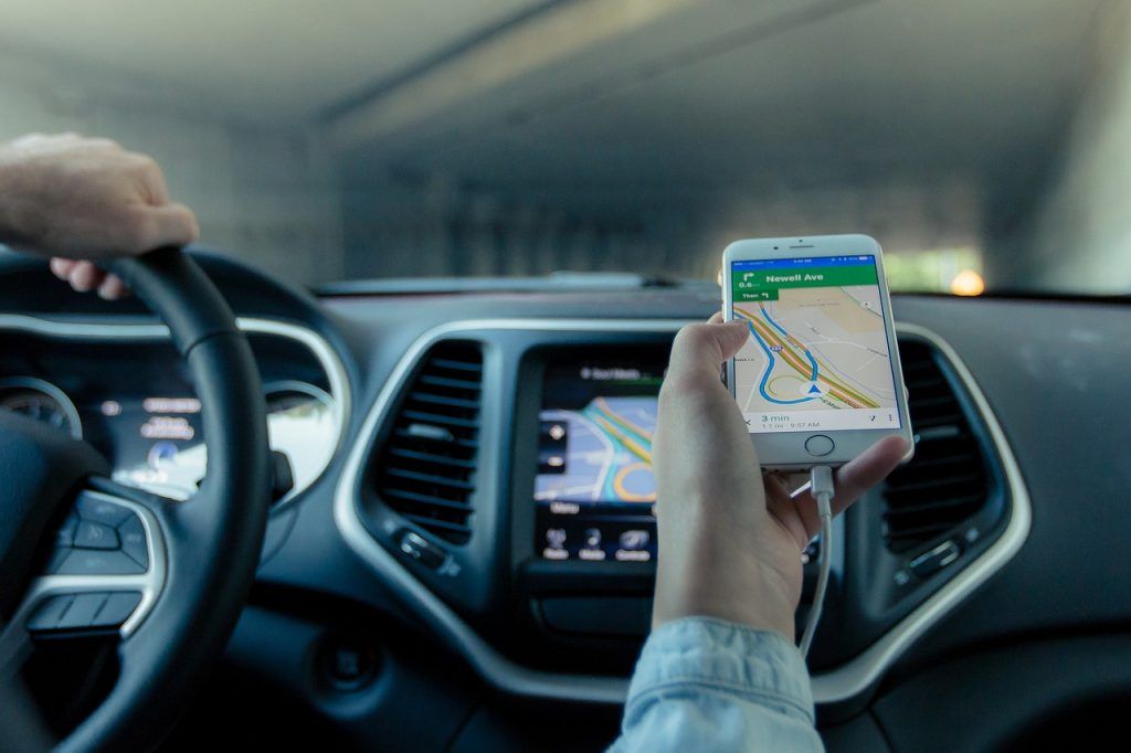 Navigating Change: How Technology Reshapes the Transportation Industry 3