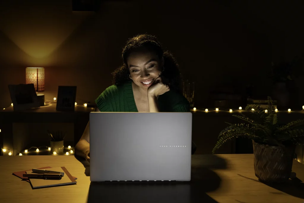 ASUS Vivobook S 14 16 AMD Ryzen AI 9 365 (3)