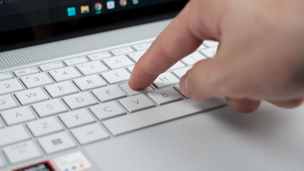 ASUS Zenbook S 16 UM5606W review