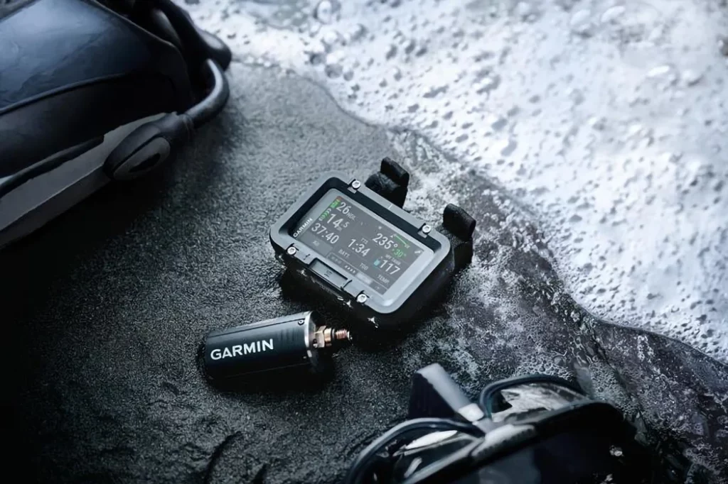 Garmin Descent X50i announced Malaysia price 2