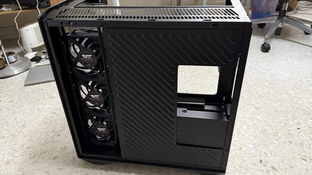 darkFlash DY470 ATX Tower Case First-Impression 11