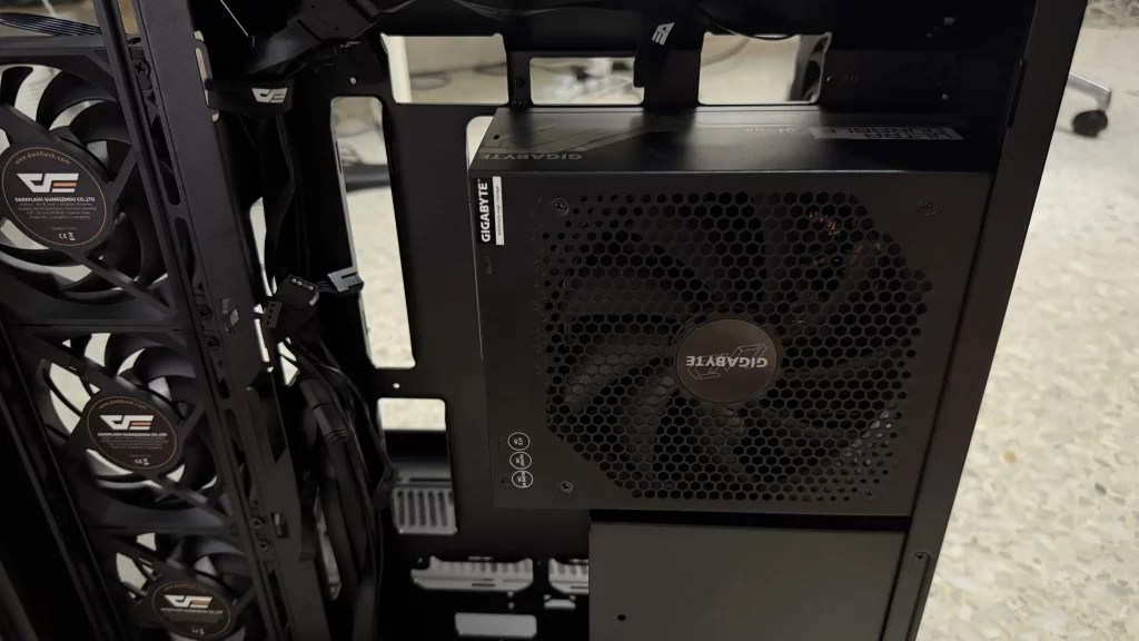 darkFlash DY470 ATX Tower Case First-Impression 14
