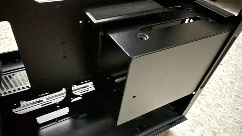 darkFlash DY470 ATX Tower Case First-Impression 5