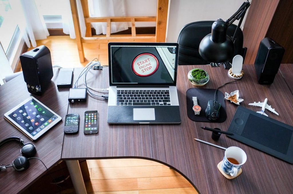How Advances In Technology Have Revolutionized The Way People Shop? 1