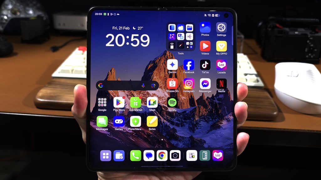Review - OPPO Find N5: Thinnest book-style foldable but with a cost 14