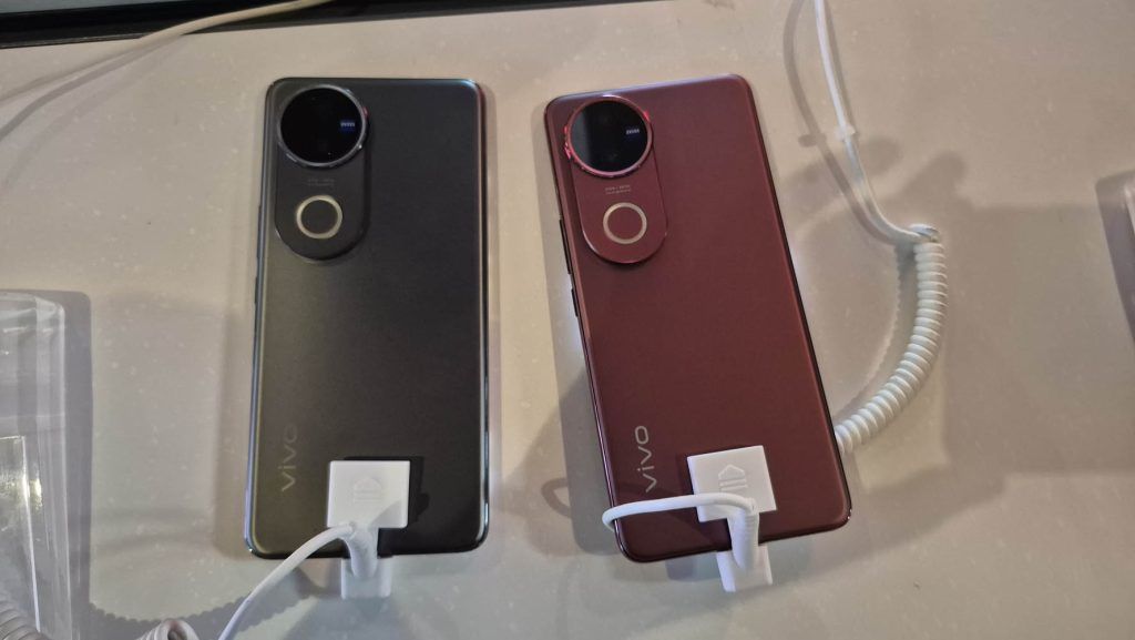 vivo V50 (10)