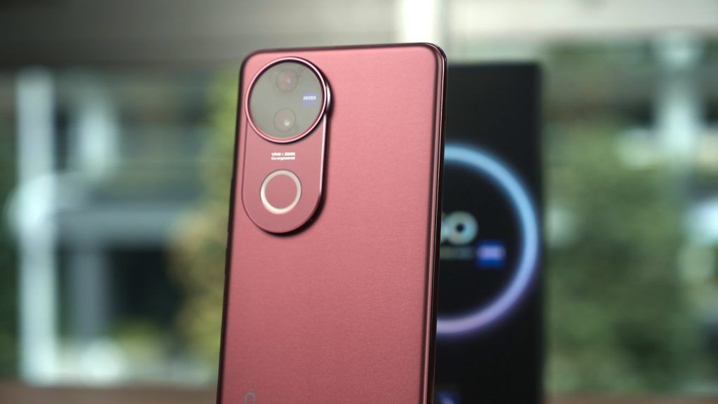 vivo V50 review - bold color, good cameras 1