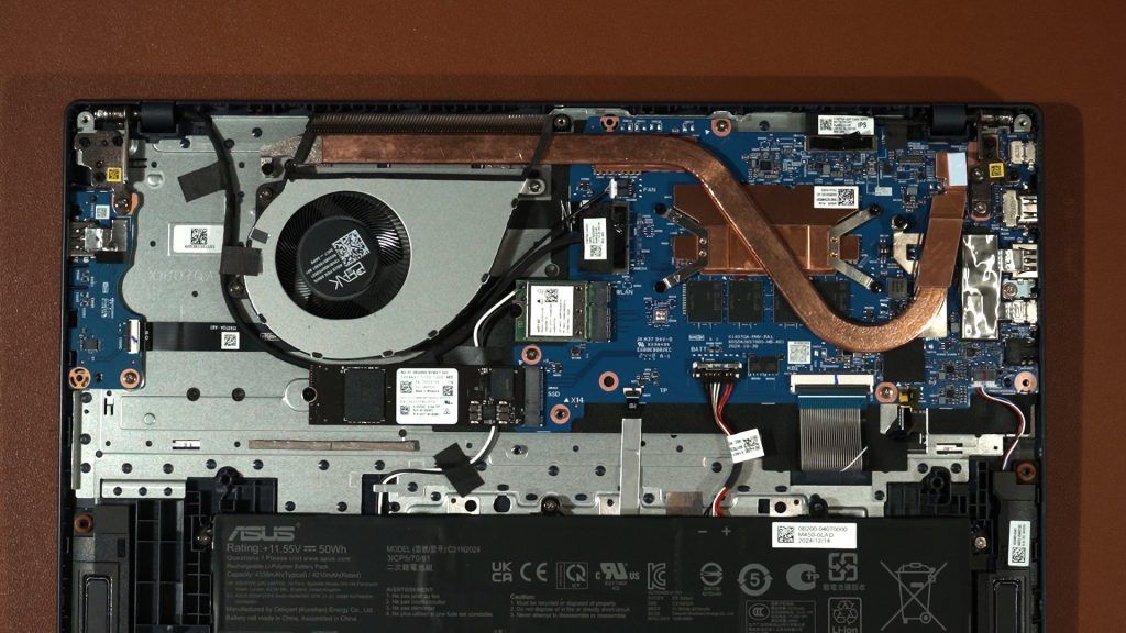 ASUS Vivobook 16 A1607 (Snapdragon) review - only RM2,999 for this laptop 13