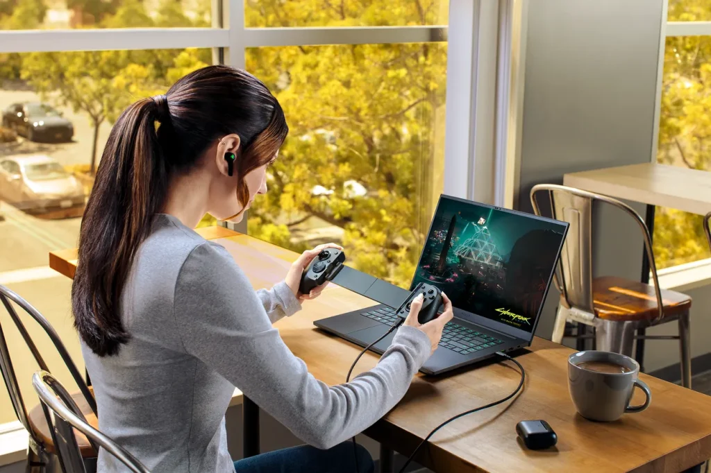 New Razer Kishi V3 lineup further streamline mobile gaming to be "handheld-like" 2
