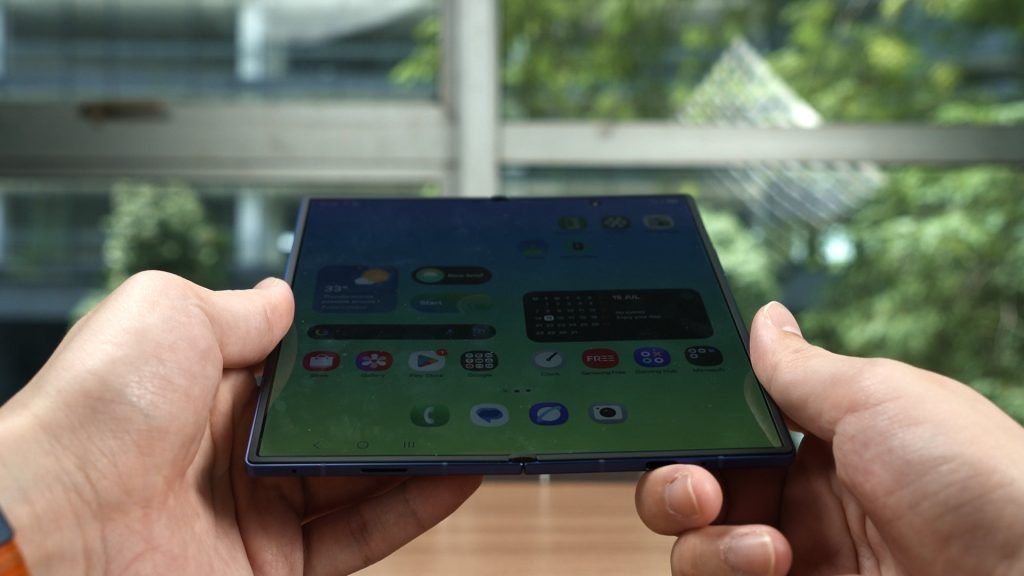 Samsung Galaxy Z Fold7 technical review 18