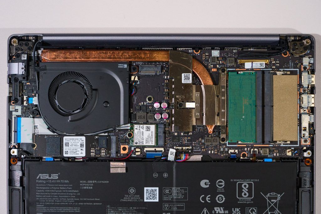 ASUS ExpertBook PM3406 review - for Worry-Free Reliability 27