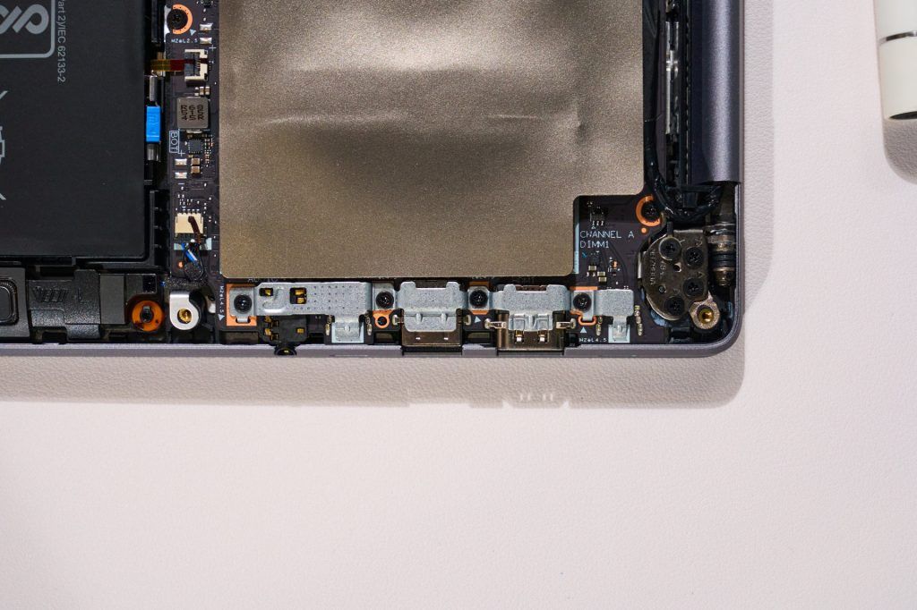 ASUS ExpertBook PM3406 review - for Worry-Free Reliability 23