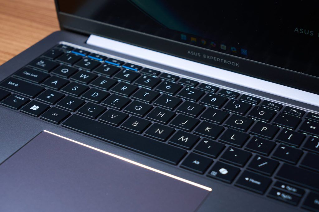 ASUS ExpertBook PM3406 review - for Worry-Free Reliability 9