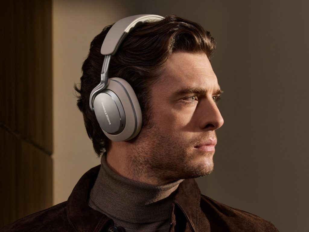Bowers and Wilkins Px8 S2 (2)