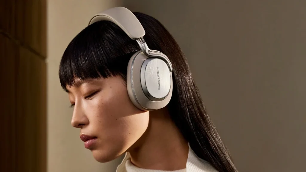 Bowers and Wilkins Px8 S2 (3)