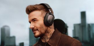 Bowers and Wilkins Px8 S2