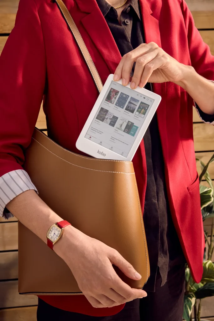 Rakuten Kobo Clara Colour 2