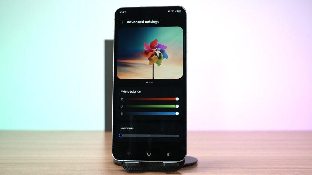 Samsung Galaxy S25 FE - lots of changes, actually 5