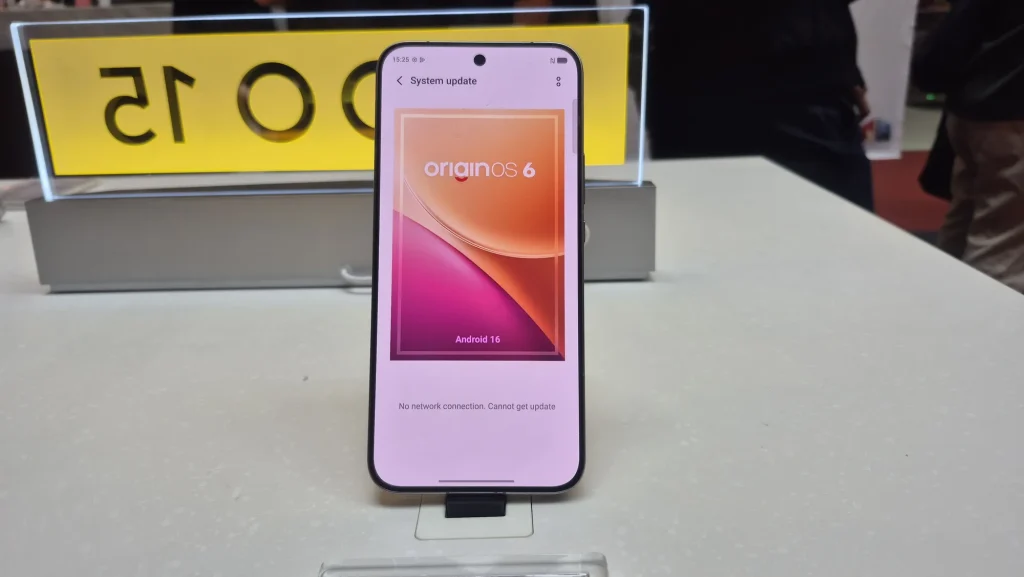 iQOO 15 announced for Malaysia from RM3,699 for 12GB + 256GB start 4