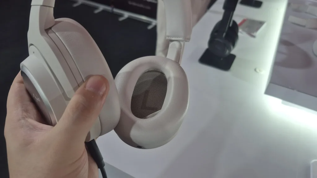 Fender Audio is now in Malaysia, starting with its ELIE speaker and MIX headphones 2