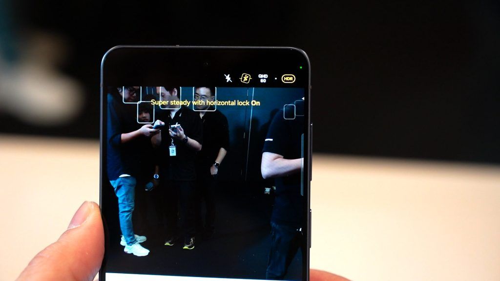 Galaxy S26 series now official; lots of software magic 12