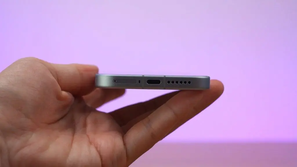 Xiaomi 17 review - tiny and powerful 15