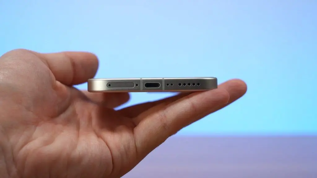 vivo V70 review - all new design 20