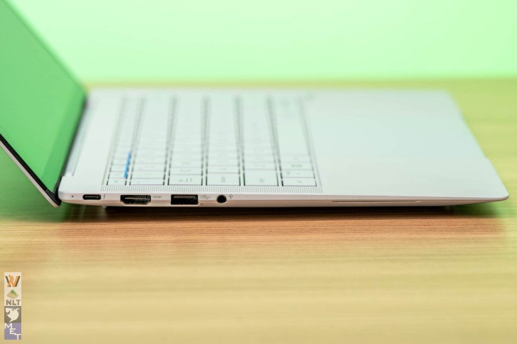 ASUS ExpertBook Ultra B9406CAA (2026) Review 6