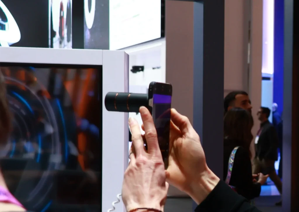OPPO @ MWC 2026 feat. MediaTek: On-device AI innovation and breakthroughs 4