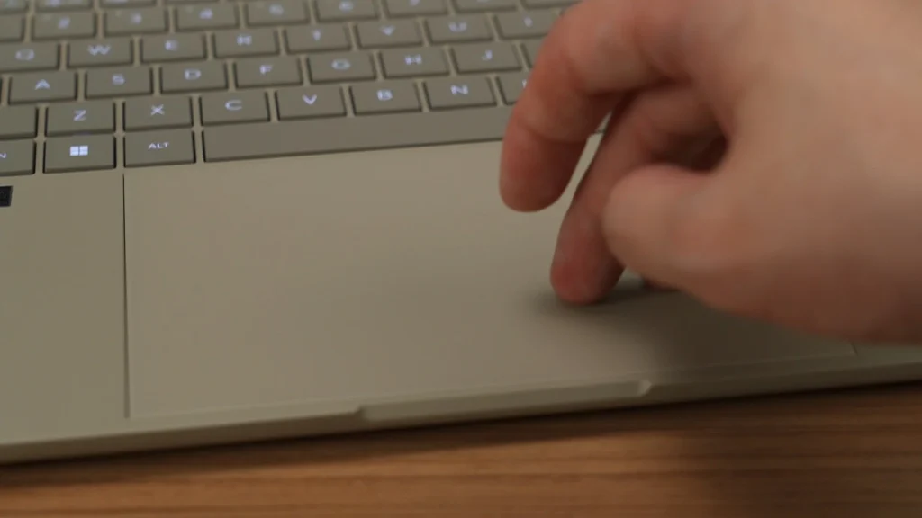 ASUS Zenbook A16 UX3607O (Snapdragon X2 Elite) review - supremely lightweight 16-inch laptop 23