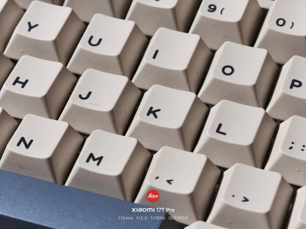From gaming to cameras to long-lasting battery - the Xiaomi 17T Pro covers it all 11
