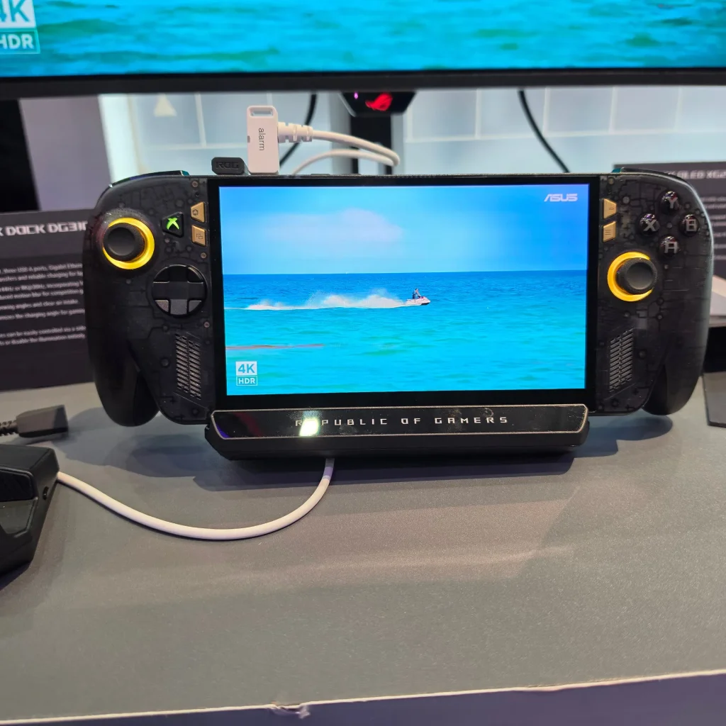 ROG Ally X20 hands-on - actually improved grips 1