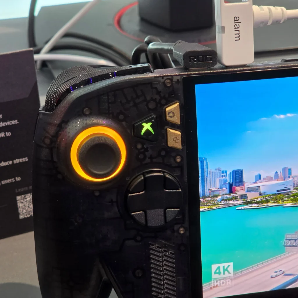 ROG Ally X20 hands-on - actually improved grips 2