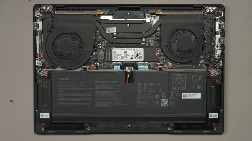ASUS ExpertBook Ultra B9406CAA review - lightweight and actually super powerful 27