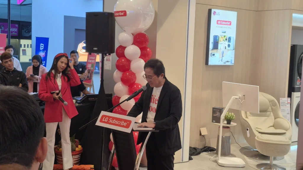 LG now runs 130 stores across Malaysia; The latest one is at Sunway Pyramid 2