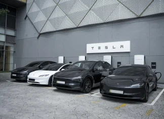 Tesla is now in Johor Bahru with new Experience Centre sitting in The Mall, Mid Valley Southkey